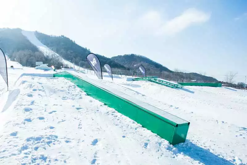 辽阳弓长岭滑雪场雪道全面升级