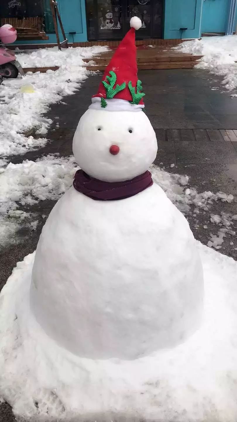 笑哭!孝感街头这些雪人都是谁堆的,快来认领.