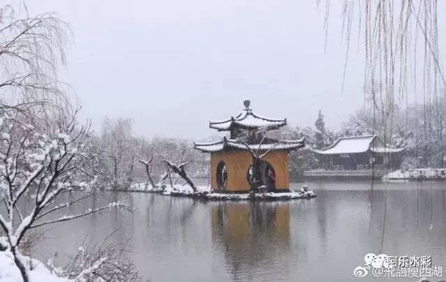 水彩小画—扬州瘦西湖雪景