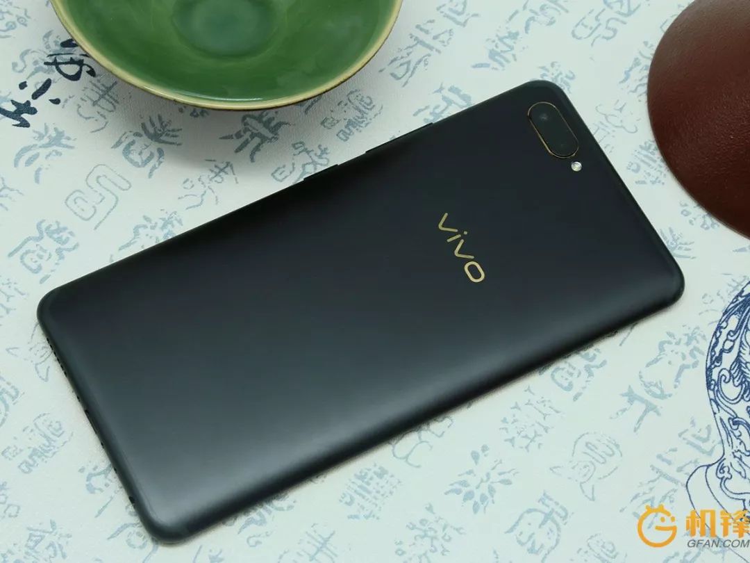 vivo x20 plus 图赏,好看么?