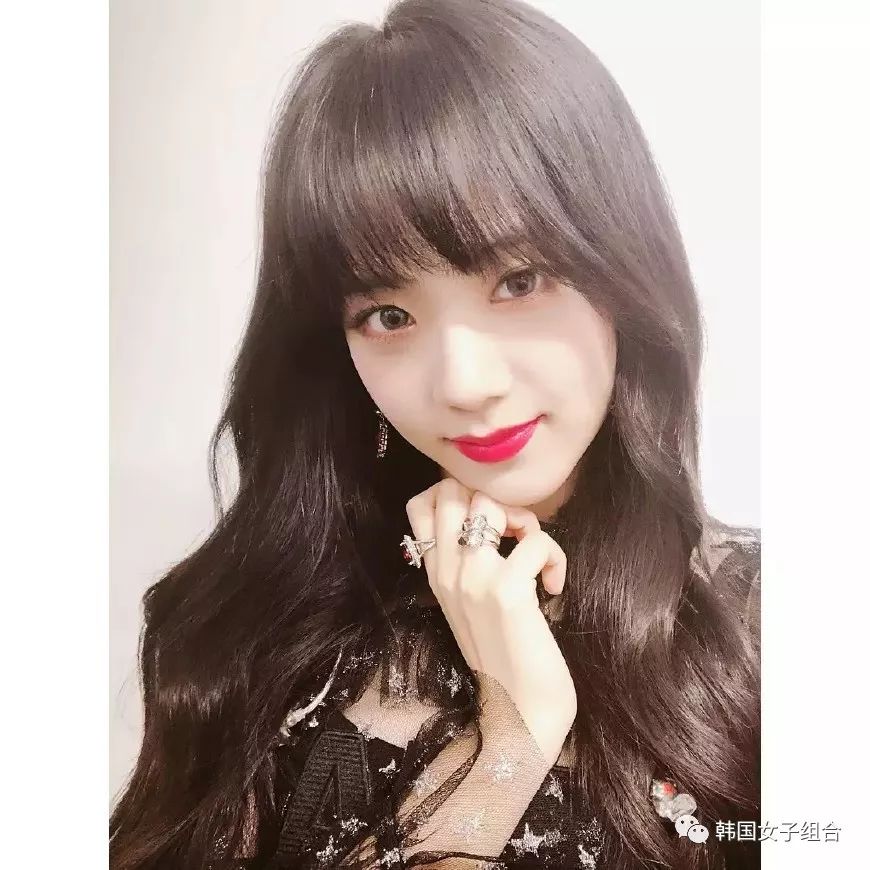 blackpink真人秀神秘嘉宾让成员秒落泪?lisa爸爸首度曝光引讨论