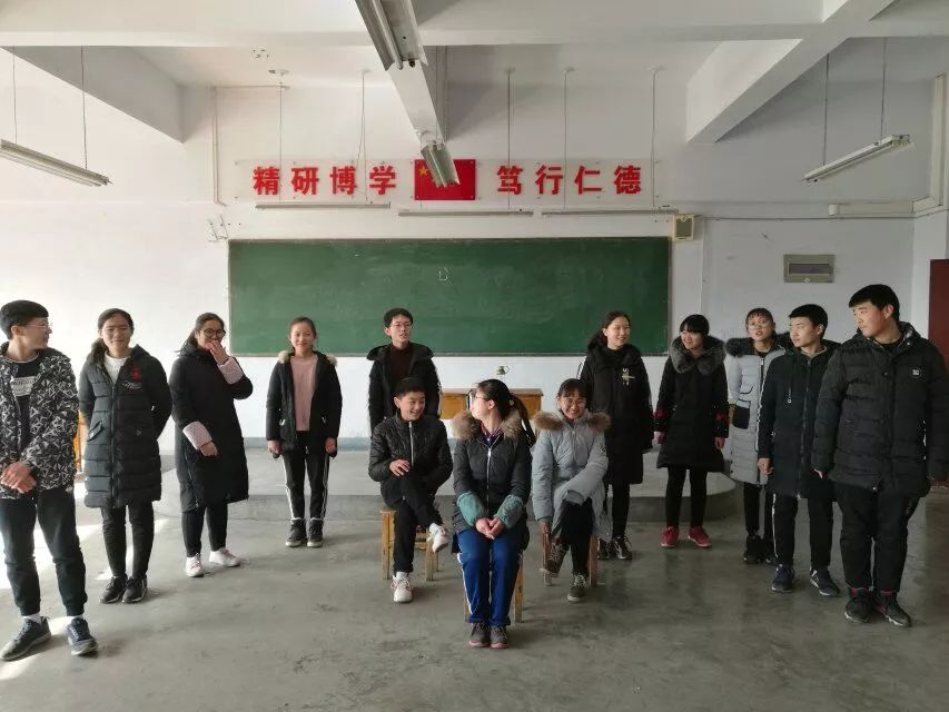 陕州中学举办新高一青少年卓越领袖特训营