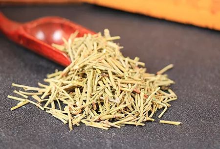 【概述】本品为麻黄科植物草麻黄 ephedra sinica stapf,中麻黄