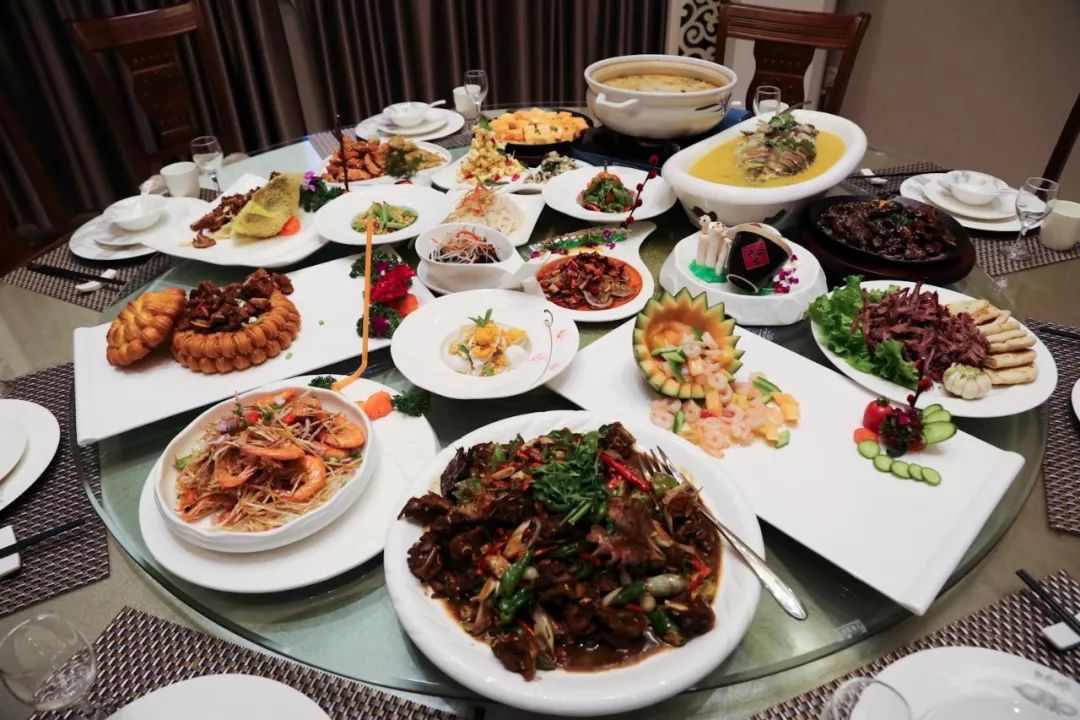 每一个中国人心中最温暖的守候:年夜饭