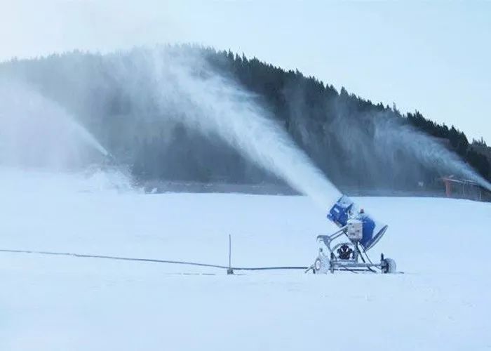 和田昨天的雪居然是人工降雪!