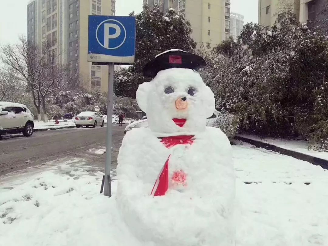 比下雪更好玩的,是下雪天的南方人?