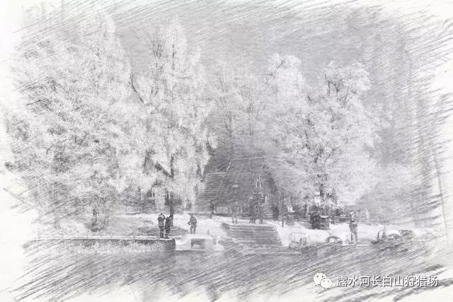 跨过河流的小桥,一幅《雪景寒林》图在眼前铺开,把游者带进素描画中的