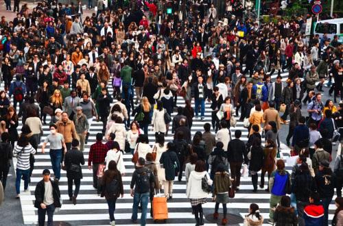 外地人不断迁入,日本东京人口越来越多