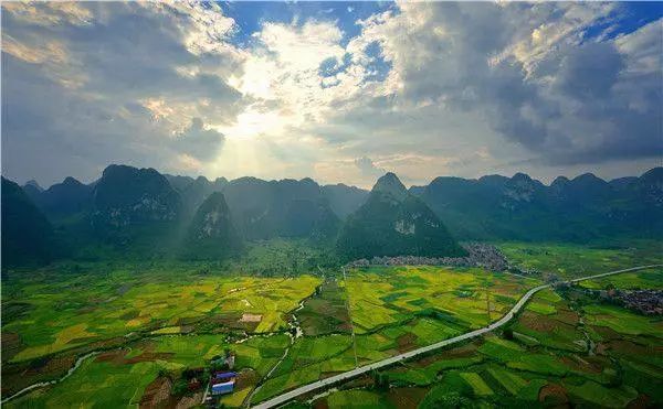 环江县有多少人口_恭喜武鸣 马山 都安 金城江 环江的朋友 贵南高铁要经过你