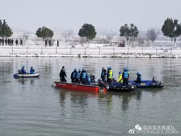 临泉县蓝天救援队奔赴六安市淠河水域淮南八公山淮河水域两地参加联合