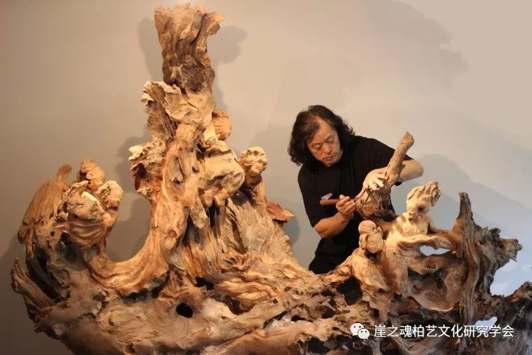 首届新媒体中国木雕名家作品学术邀请展
