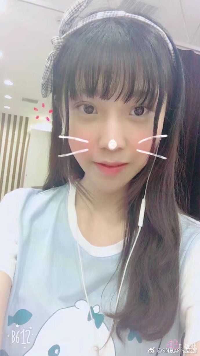 snh48前成员贺苏堃黑历史大曝光!怪不得被退团了,真是太奇葩了