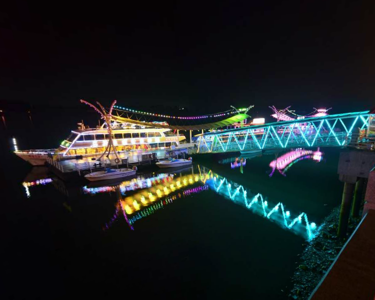 鸭绿江断桥夜景