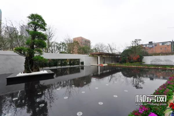 鱼峰将现一"神盘",售楼部亮相,拥园景,湖景,山景