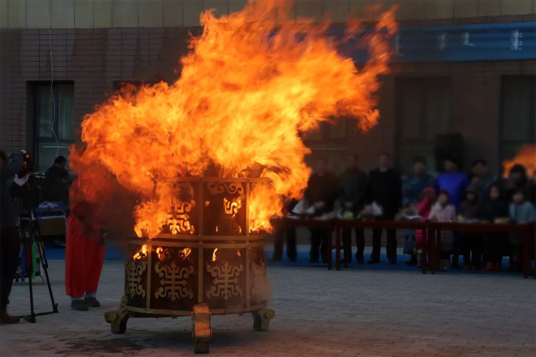 【活动】2月8日东胜区蒙古族传统祭火活动通知