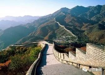 世界最长的城墙——中国万里长城.