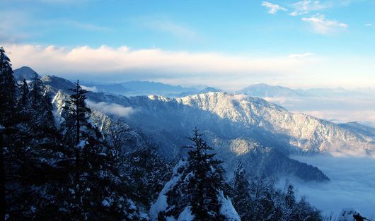 "1004四海车友俱乐部"带你畅玩西岭雪山,浩海立方海洋馆,看欢乐大马戏