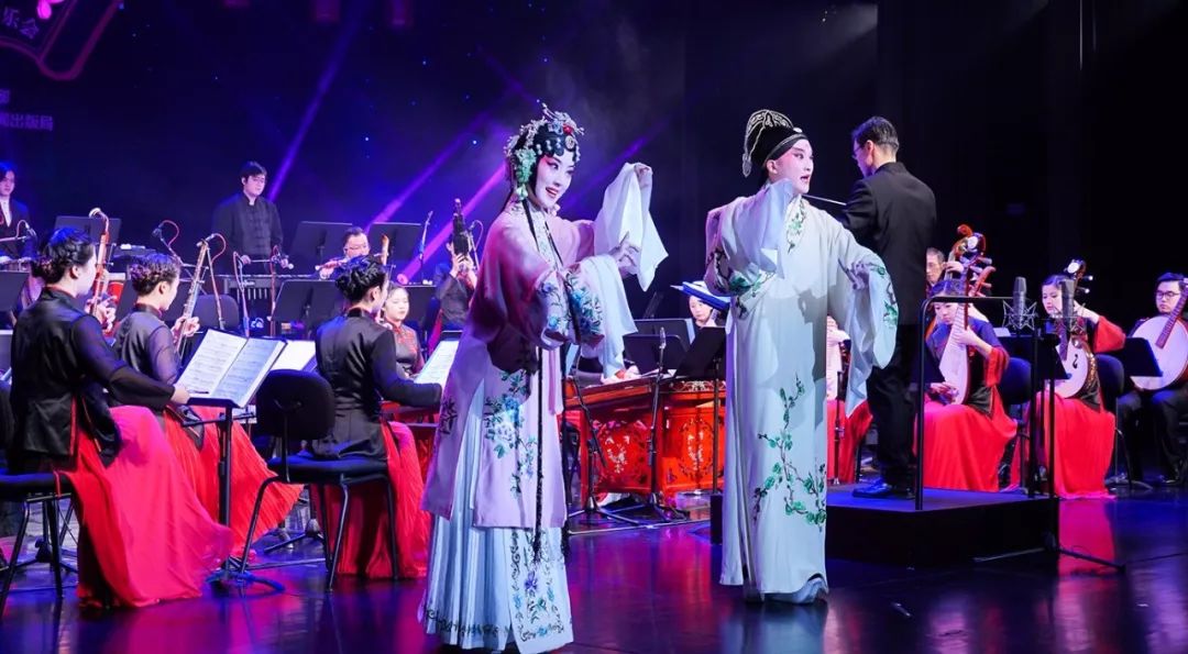 视频 国乐昆韵 音乐会中的唐明皇 杨贵妃 关汉卿 柳梦梅 杜丽娘 