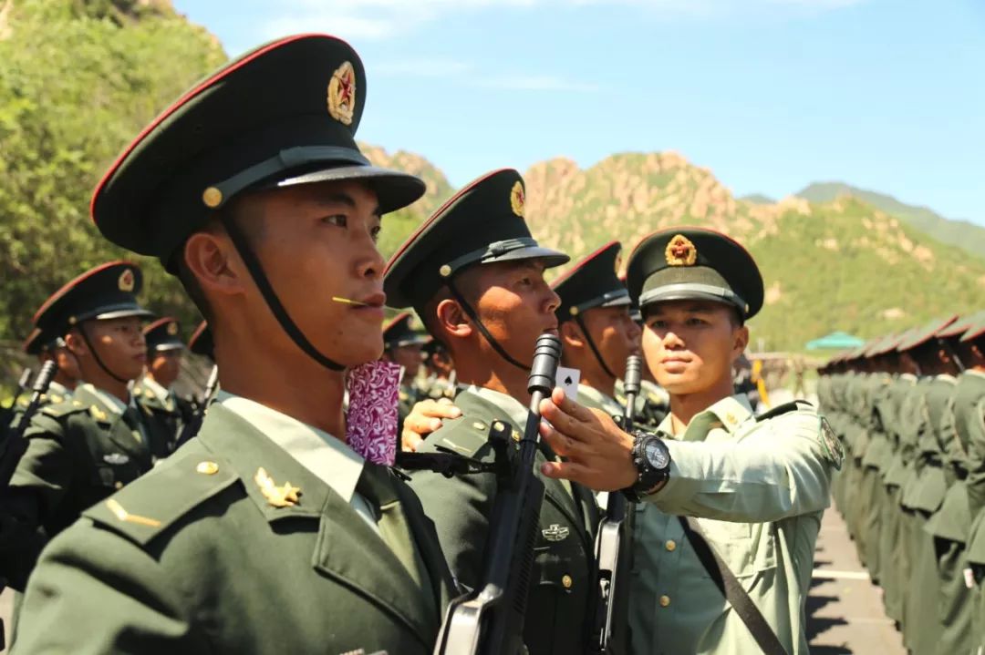 黄江这位兵哥哥为家乡立功争脸赶紧来看看是谁超燃多图