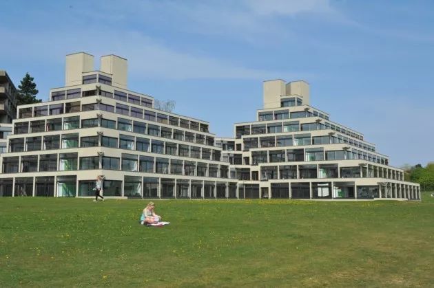 uea的绝大多数学术课程一直位于 英国前15位,其中 9项