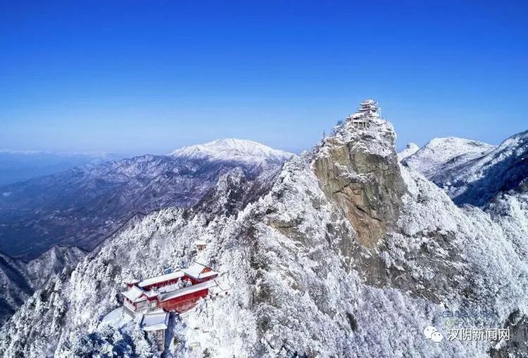 【美景】当雪邂逅擂鼓台