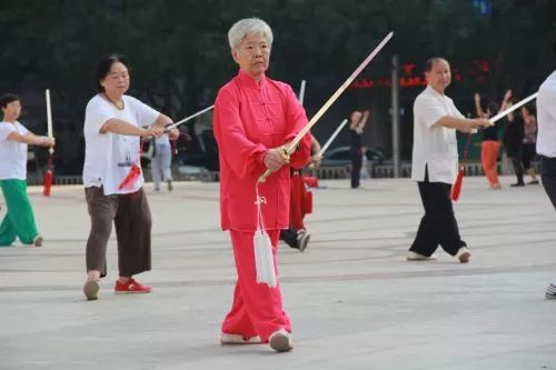 老年人练习太极拳误区