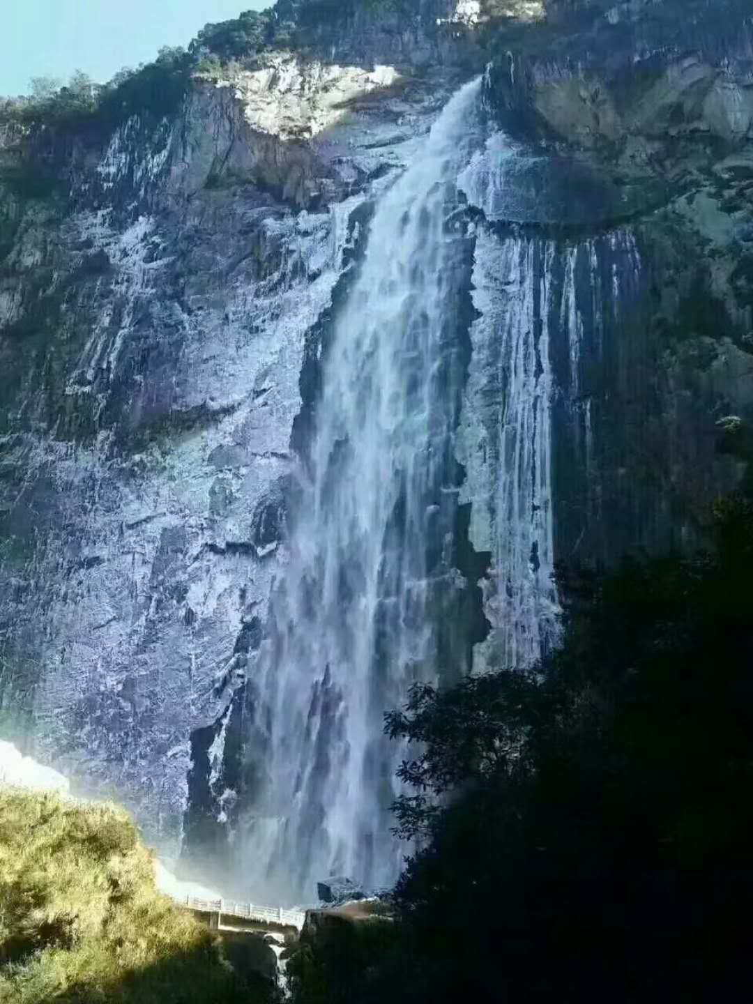 泉州变身冰雪王国!除了德化,永春,安溪,连市区清源山都下雪了