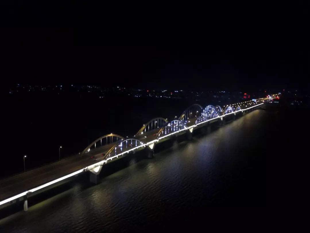 韩江西岸,金山大桥,广济桥