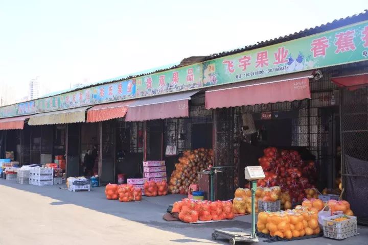 水果种类超丰富,新鲜得没话说,最最重要的是价格亲民,绝对比市场上买