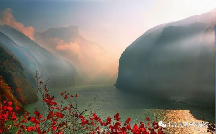 走进长江三峡-穿越南津关大峡谷-三峡大坝-三峡人家-白帝城