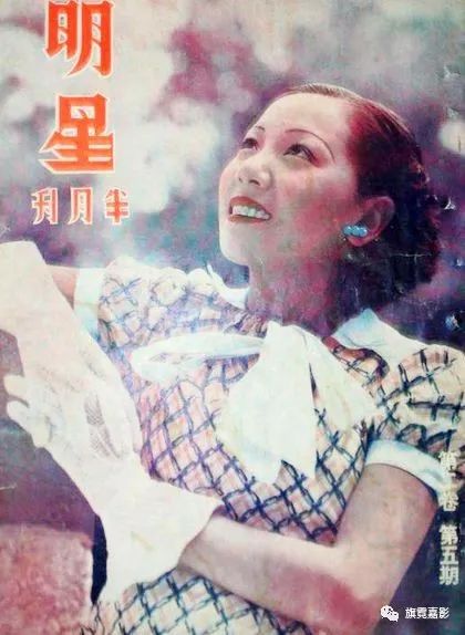 电影《马路天使》(1937)中两位女主角周璇和赵慧深