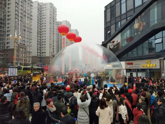 2018年富顺第一场雪,迎来富顺一站式综合商业mall—远达·时代广场