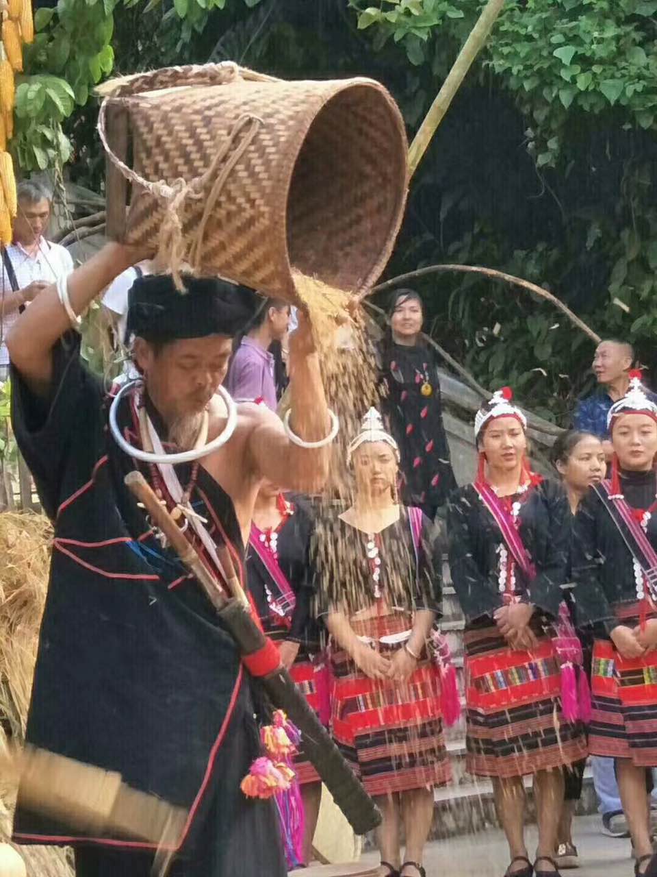 佤族人的新米节