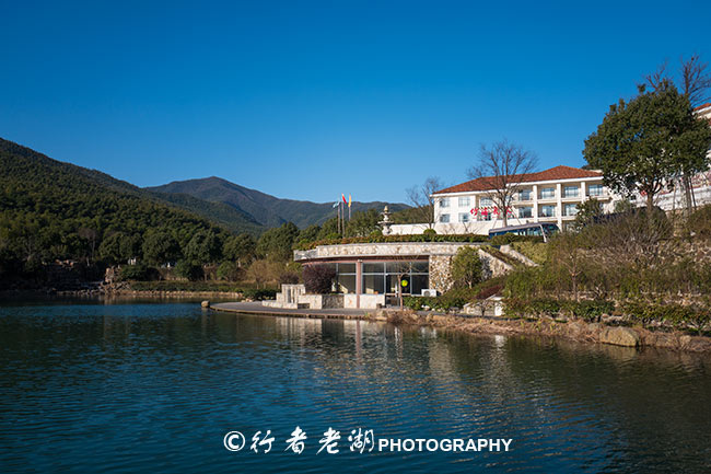 再来说说湖父镇的住宿,这里有大大小小的酒店,客栈和许多的民宿,可以