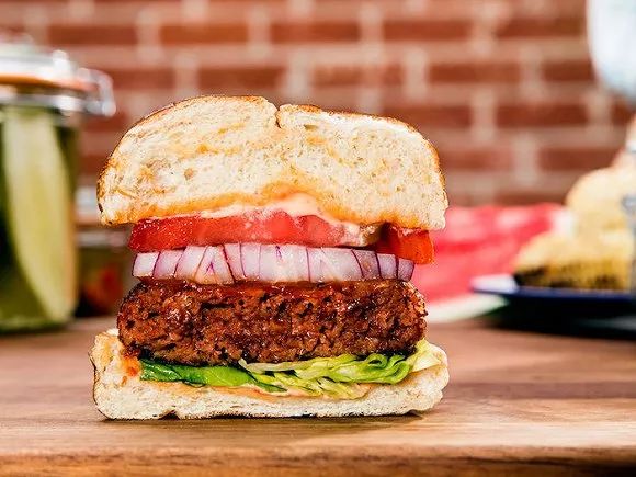 Ultimate Beyond Meat Burger Recipe: A Delicious Plant-Based Delight