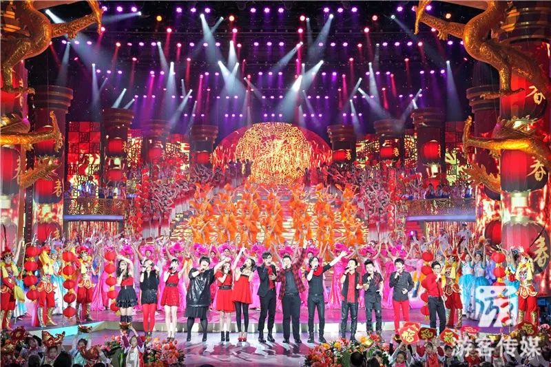 娱乐 正文  2012辽视春晚仍然选择在辽宁大剧院录制.