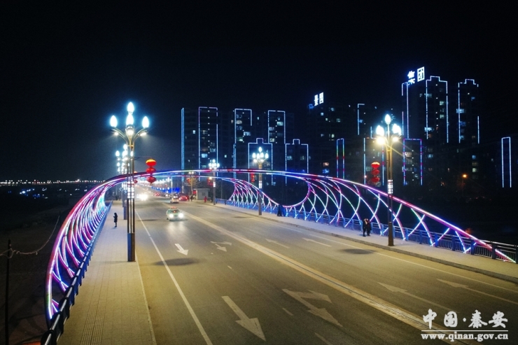 【年味】天水市秦安县夜景美如画 灯火璀璨迎新年