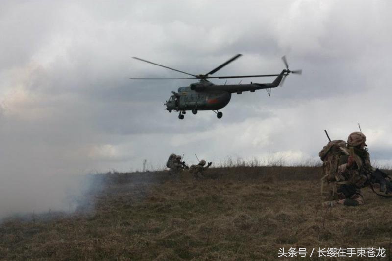 立陶宛参演士兵单兵装备齐全