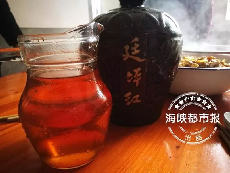 【记忆中的年味】青红一盏,酒香满新春