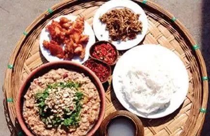 美食 正文  临沧是 中国佤文化的荟萃之地 是世界著名的"滇红"之乡