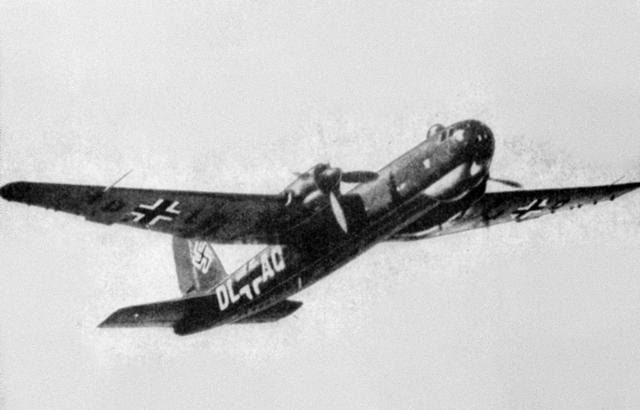 二战战机 之 帝国狮鹫:德国he-177重型轰炸机
