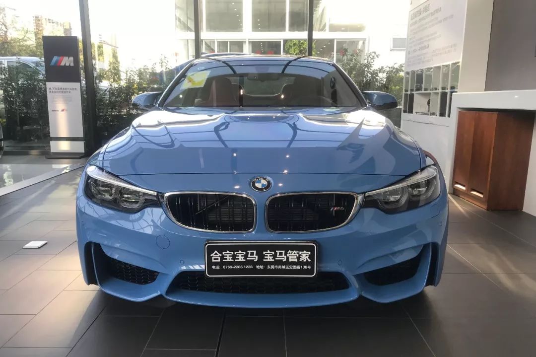 新车到店bmwm4阿布扎比蓝