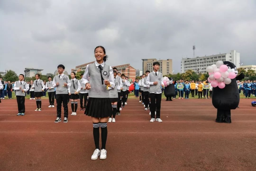 桐庐县三合中学初二年级 "美丽学生"评选活动开始啦!