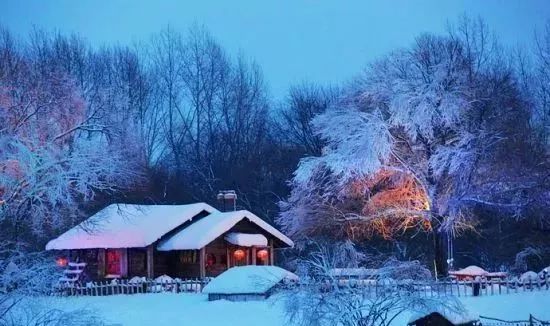 辽宁木屋雪景