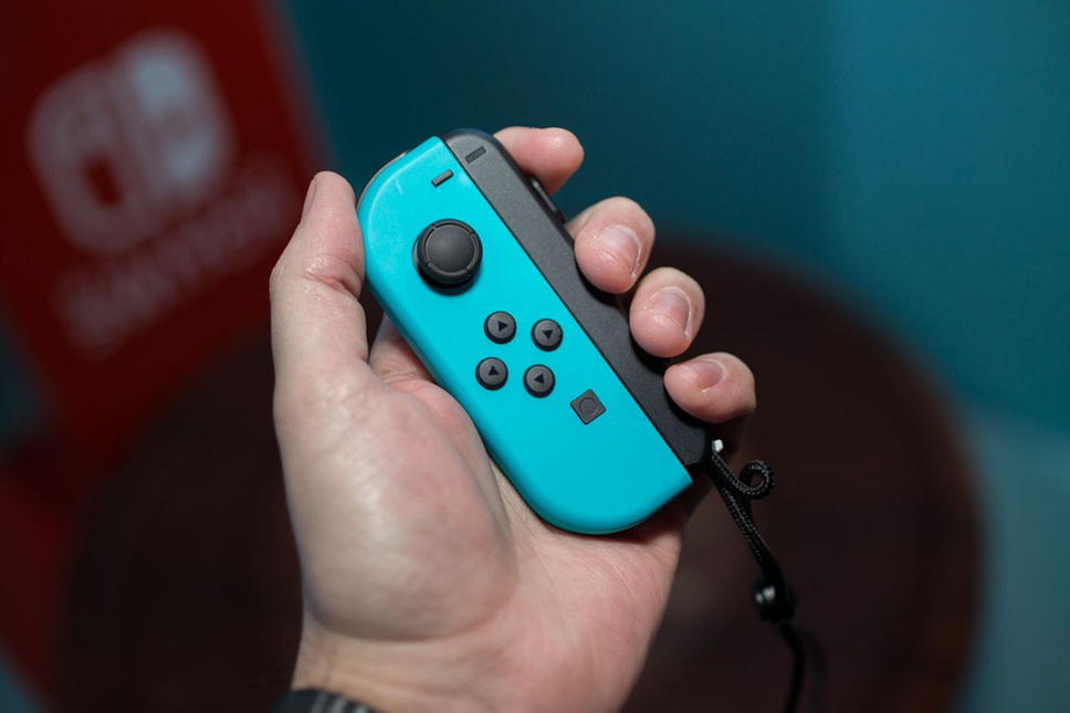 说到switch的游戏手柄joy-con,labo的很多操作都是通过它的传感器材能