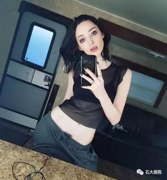 万磁王的女儿北极星戏里戏外都是开挂人生