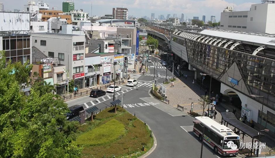 优选日本|东京世田谷区联排别墅 都市化新型居住体验,精炼设计简约