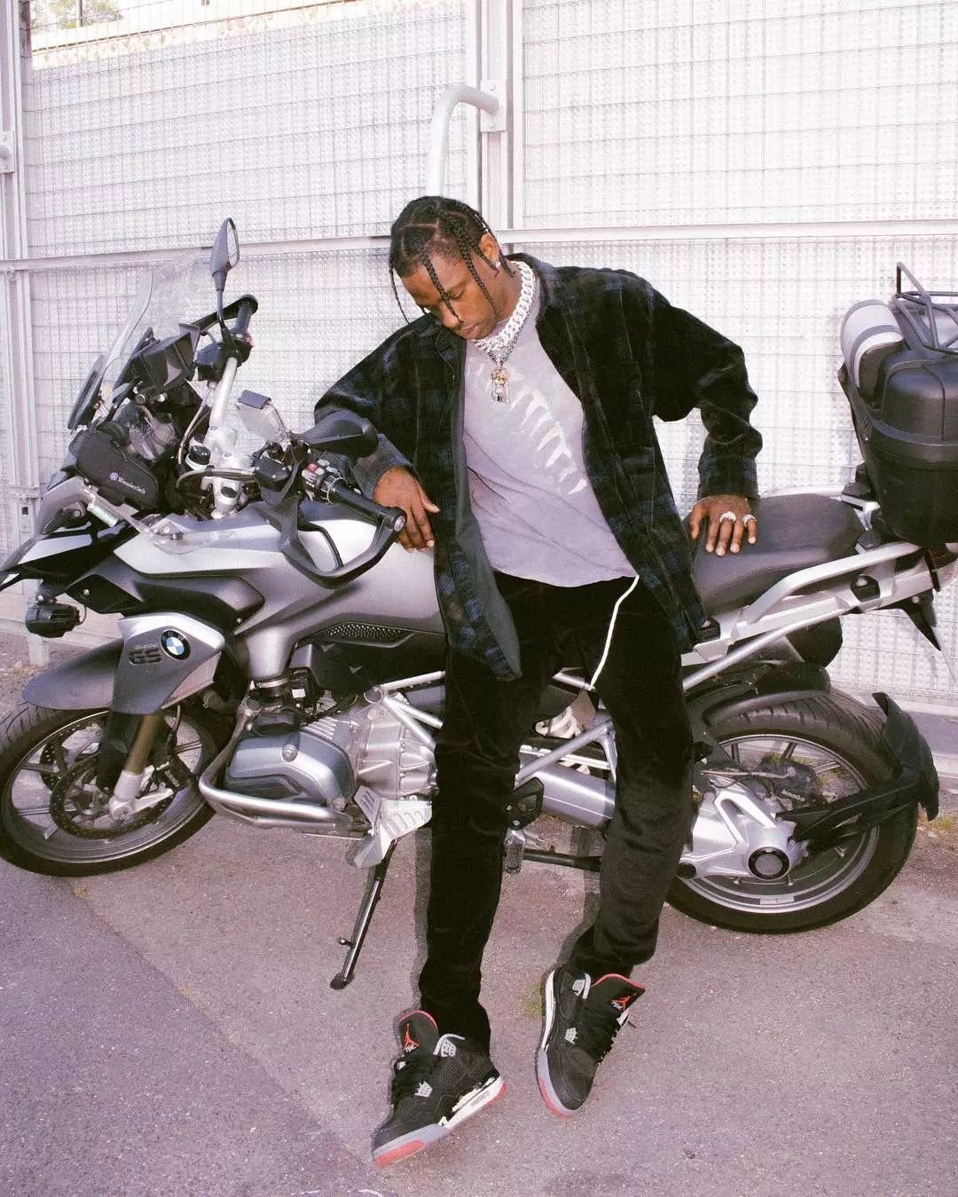 壁纸能引爆音乐现场travisscott的嘻哈日常