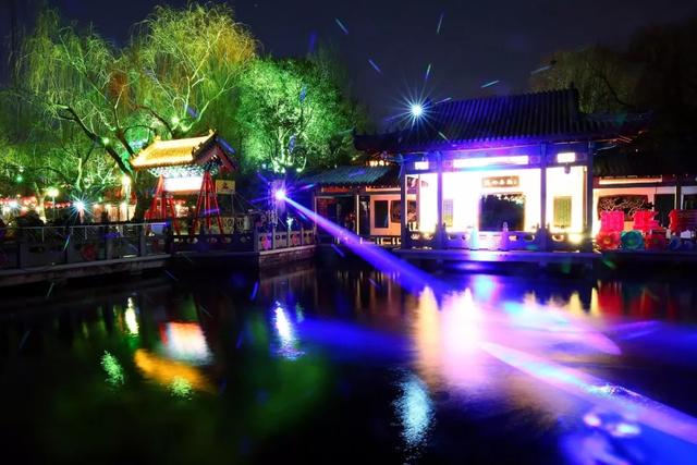 济南市第39届趵突泉迎春花灯会将于大年初一晚上正式亮灯