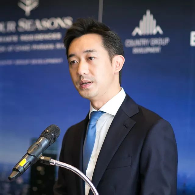 rainer stampfer,中国平安银行财务总监潘梅,上海自贸区分行行长靳超